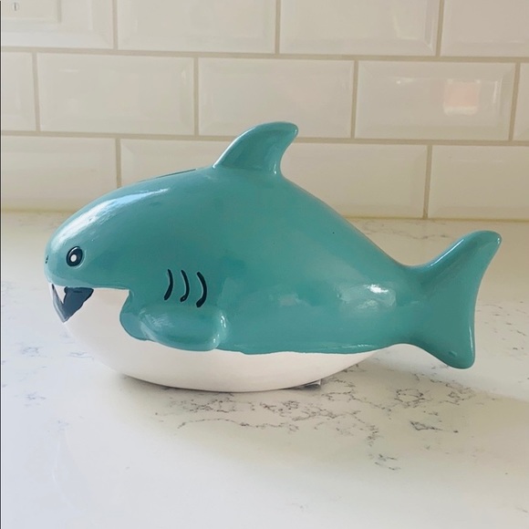 Isaac Jacobs Shark Coin Bank - Picture 8 of 16